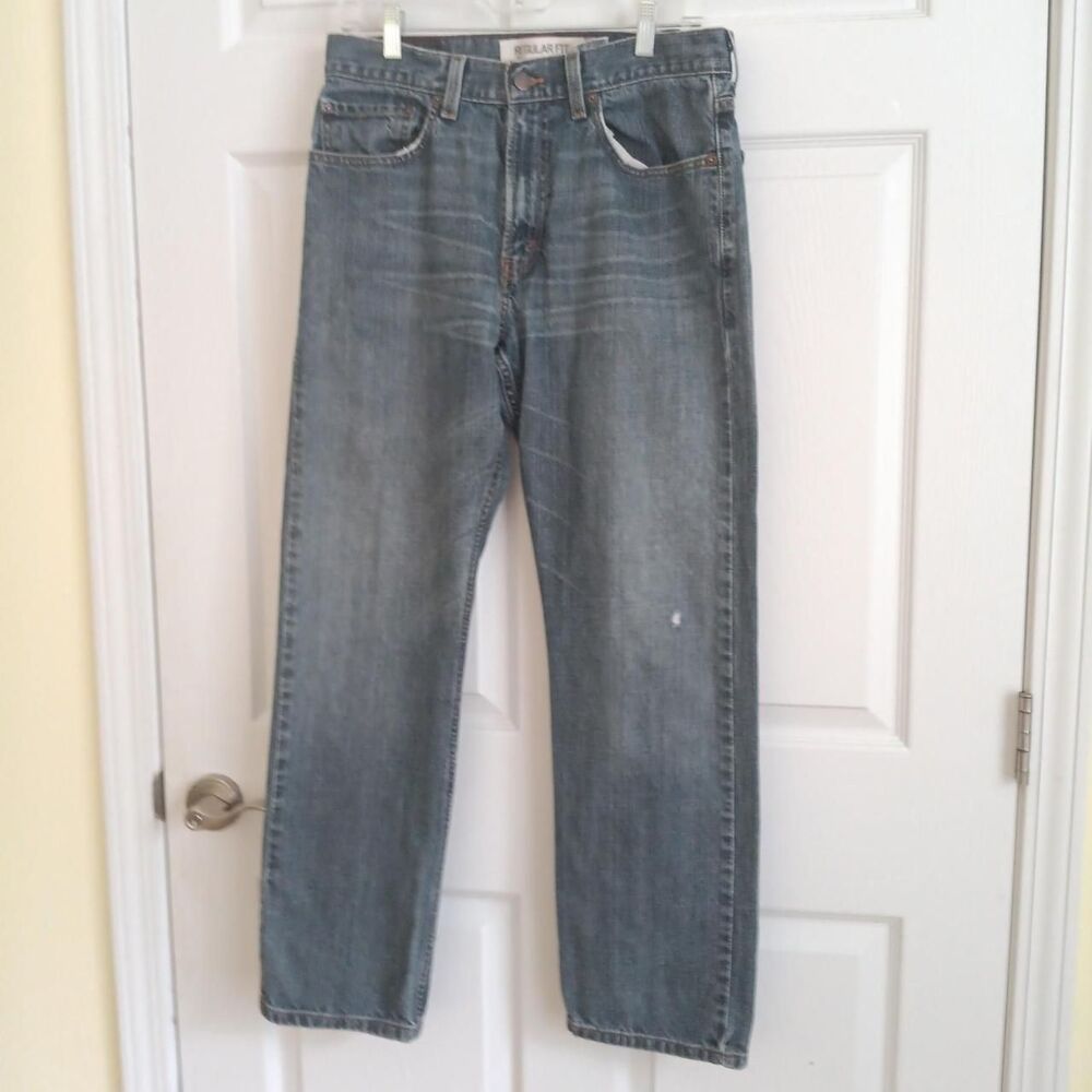 Levi’s 505 Regular Fit Medium Wash Straight Leg Jeans W32 L30